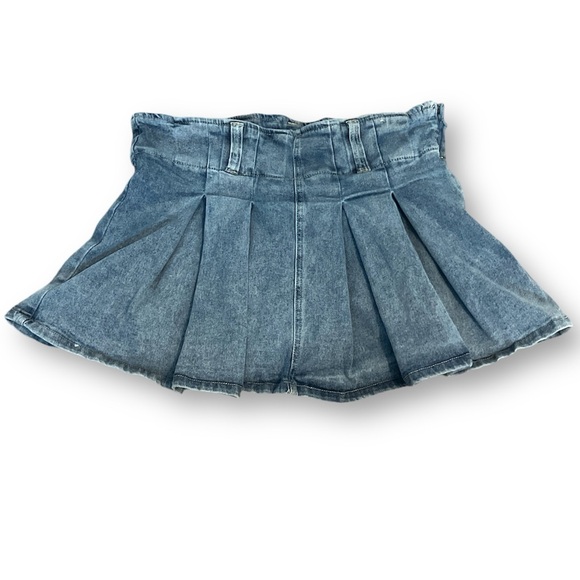 Rue21 Dresses & Skirts - Denim skirt with shorts built in